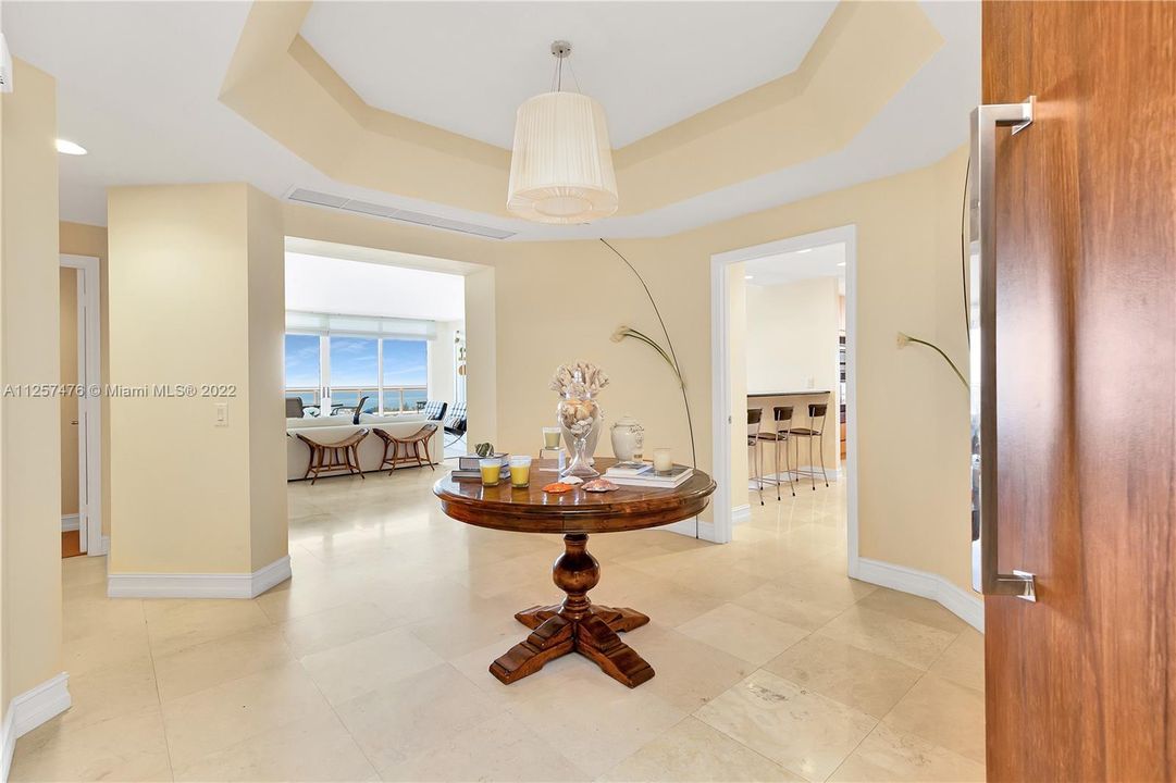 Recently Sold: $1,999,000 (4 beds, 4 baths, 3410 Square Feet)