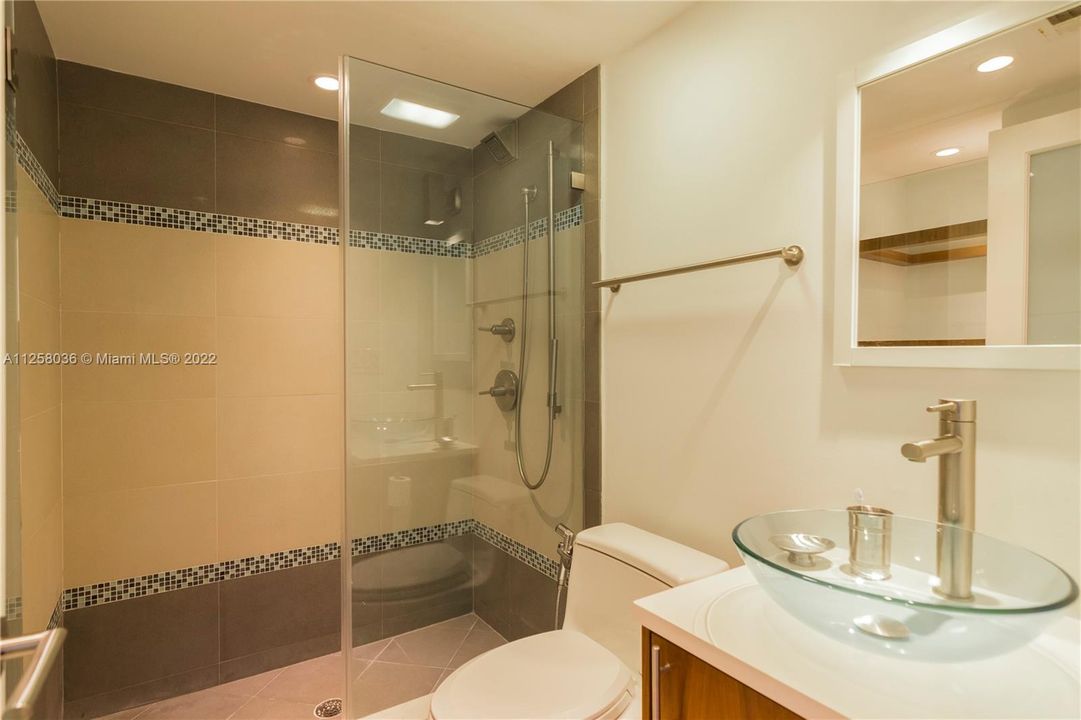 Недавно арендовано: $10,900 (3 спален, 3 ванн, 1900 Квадратных фут)