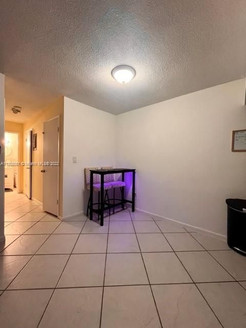 Recently Sold: $175,000 (1 beds, 1 baths, 720 Square Feet)