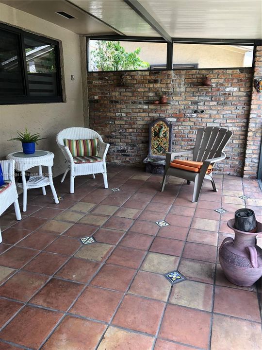 Недавно продано: $475,000 (2 спален, 2 ванн, 1578 Квадратных фут)