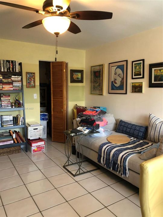 Недавно продано: $475,000 (2 спален, 2 ванн, 1578 Квадратных фут)