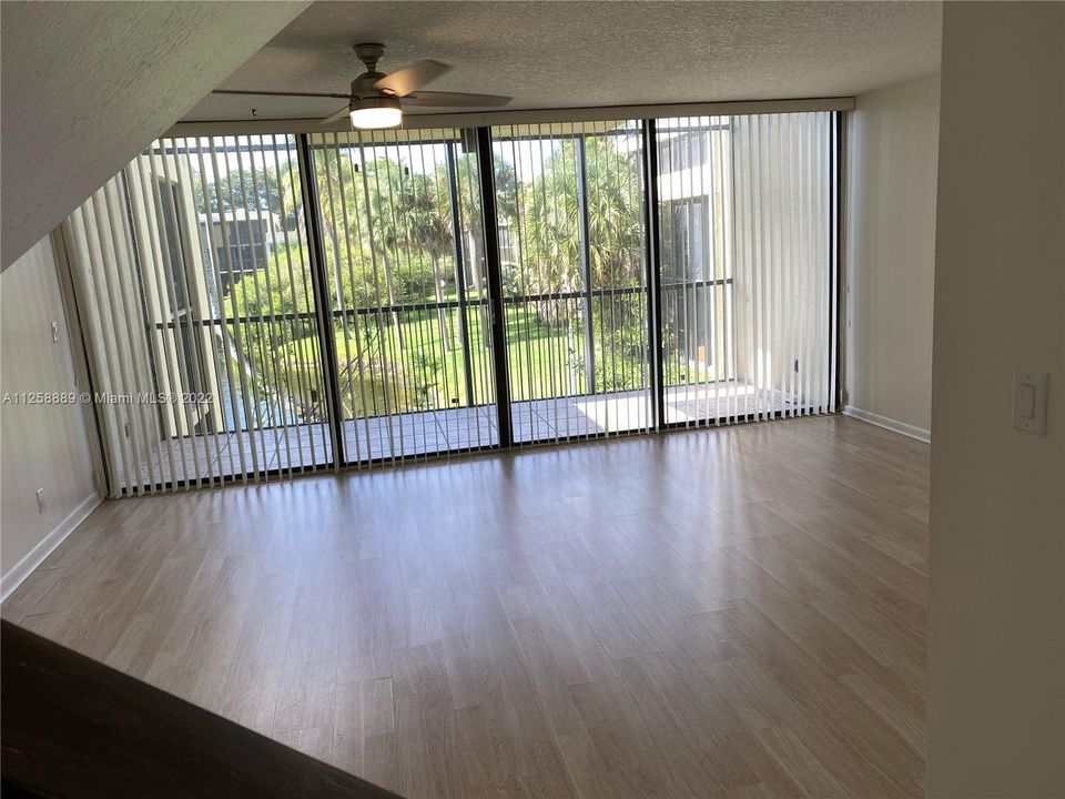 Recently Rented: $2,300 (2 beds, 2 baths, 1230 Square Feet)