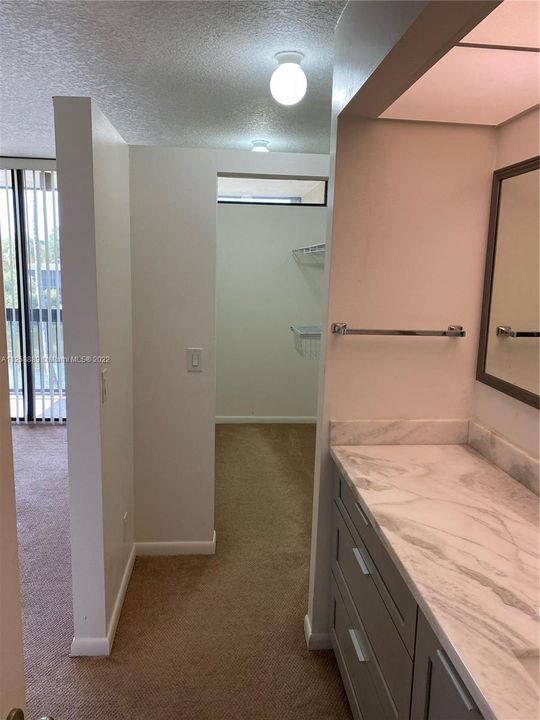 Recently Rented: $2,300 (2 beds, 2 baths, 1230 Square Feet)