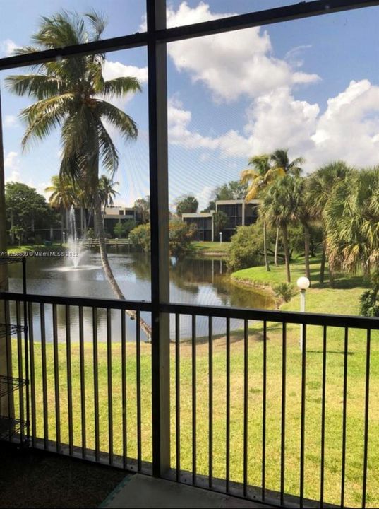 Recently Rented: $2,300 (2 beds, 2 baths, 1230 Square Feet)