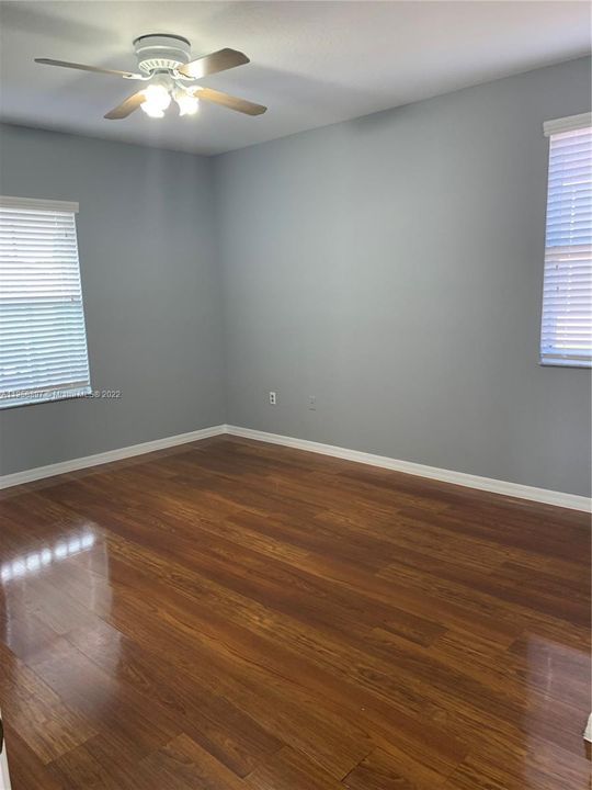 Recientemente alquilado: $5,000 (4 camas, 3 baños, 2997 Pies cuadrados)