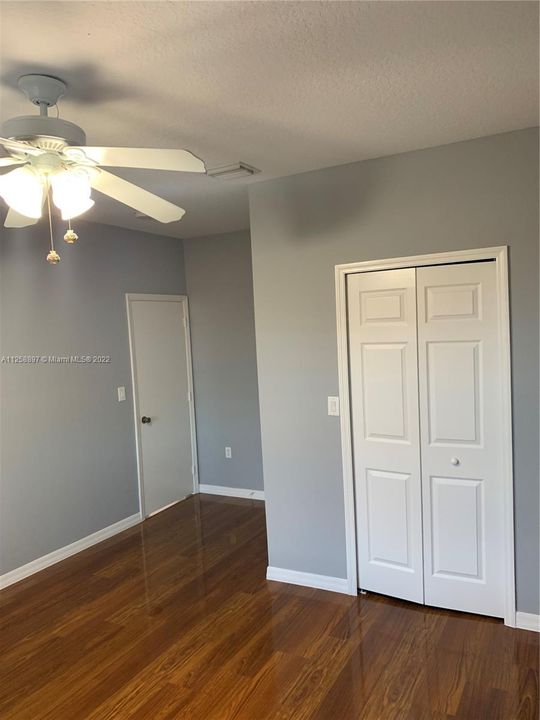 Recientemente alquilado: $5,000 (4 camas, 3 baños, 2997 Pies cuadrados)