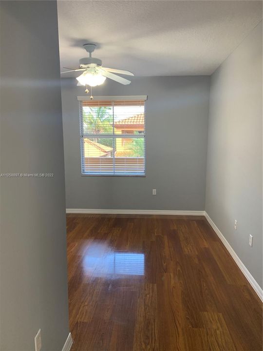 Recientemente alquilado: $5,000 (4 camas, 3 baños, 2997 Pies cuadrados)