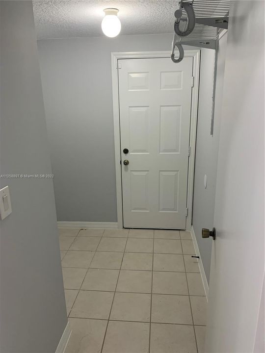 Recientemente alquilado: $5,000 (4 camas, 3 baños, 2997 Pies cuadrados)