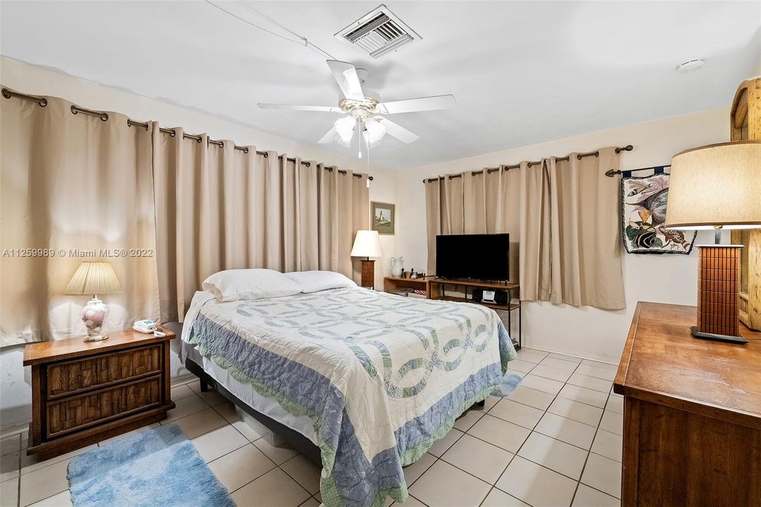 Master bedroom -2137 NE 16 Ave Wilton Manors Waterfront 3/2 Bedroom Home