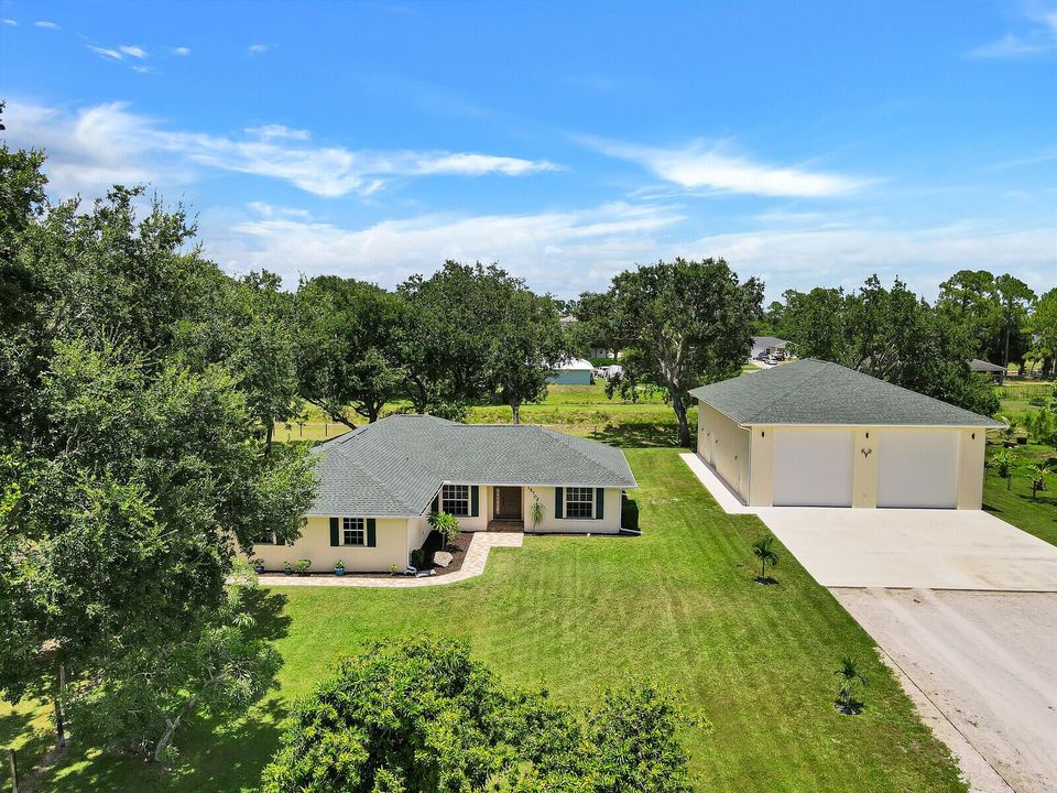 01_Aerial_1_mls