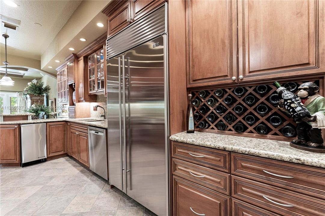 Vendido Recientemente: $1,155,000 (3 camas, 3 baños, 2653 Pies cuadrados)