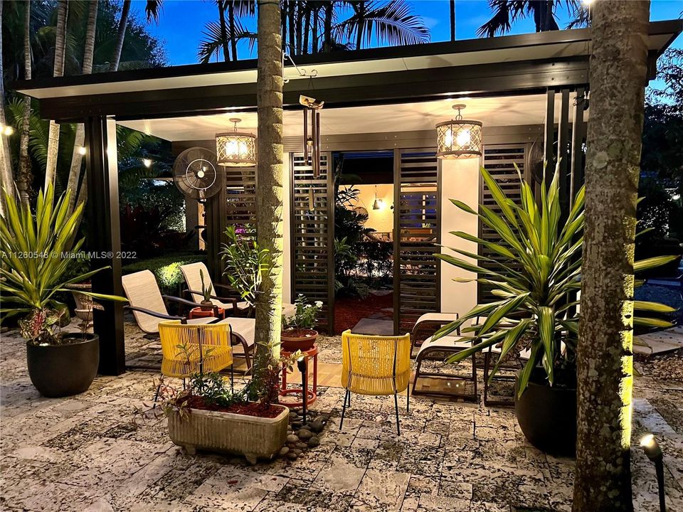 Recently Sold: $1,490,000 (3 beds, 2 baths, 2698 Square Feet)