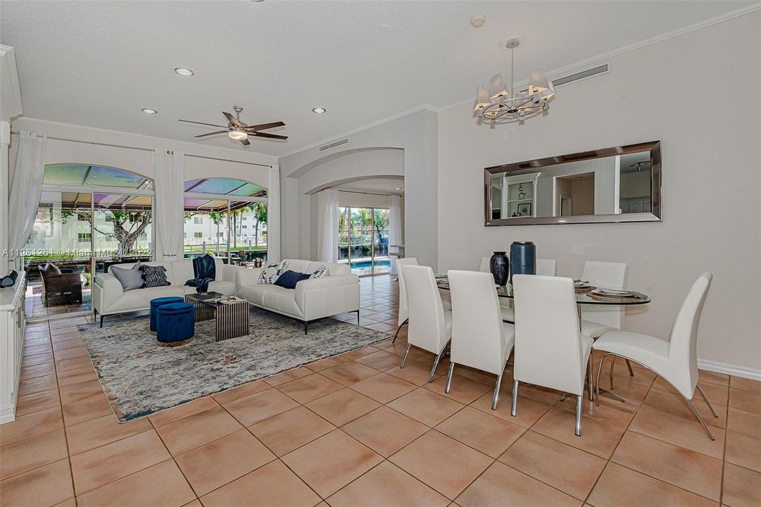 Recently Sold: $1,900,000 (4 beds, 3 baths, 2937 Square Feet)