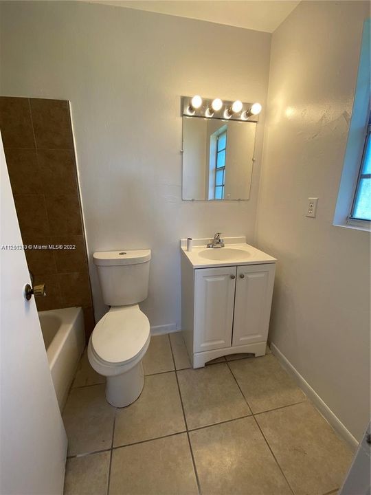 Recently Rented: $1,625 (3 beds, 2 baths, 1248 Square Feet)