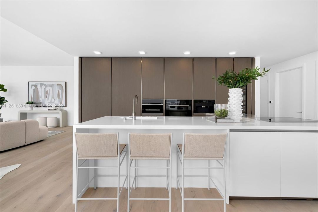 For Sale: $4,550,000 (4 beds, 3 baths, 2844 Square Feet)