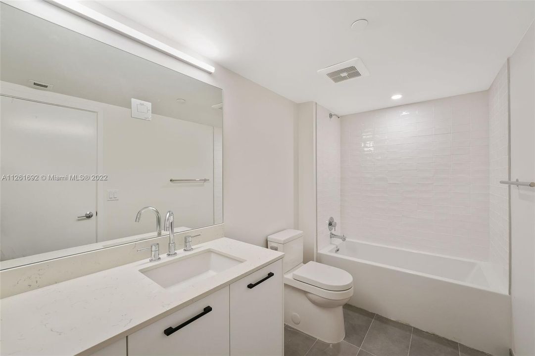 Недавно арендовано: $2,899 (1 спален, 1 ванн, 740 Квадратных фут)