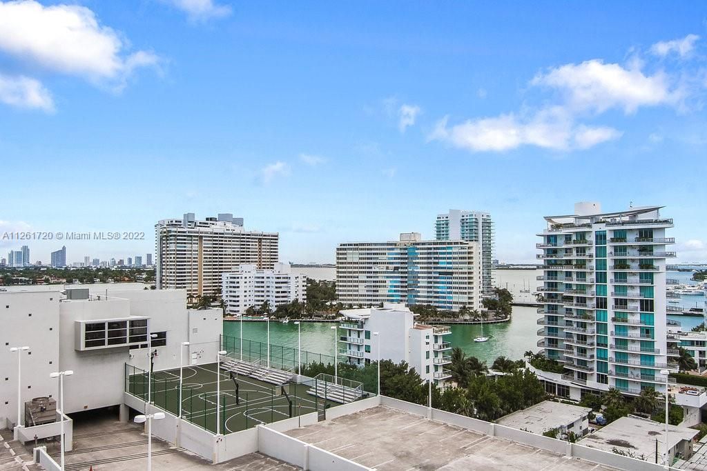 Recientemente alquilado: $3,550 (2 camas, 2 baños, 1338 Pies cuadrados)
