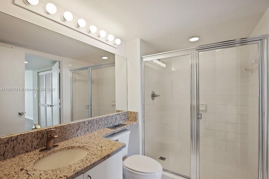 Недавно арендовано: $4,235 (2 спален, 2 ванн, 1393 Квадратных фут)