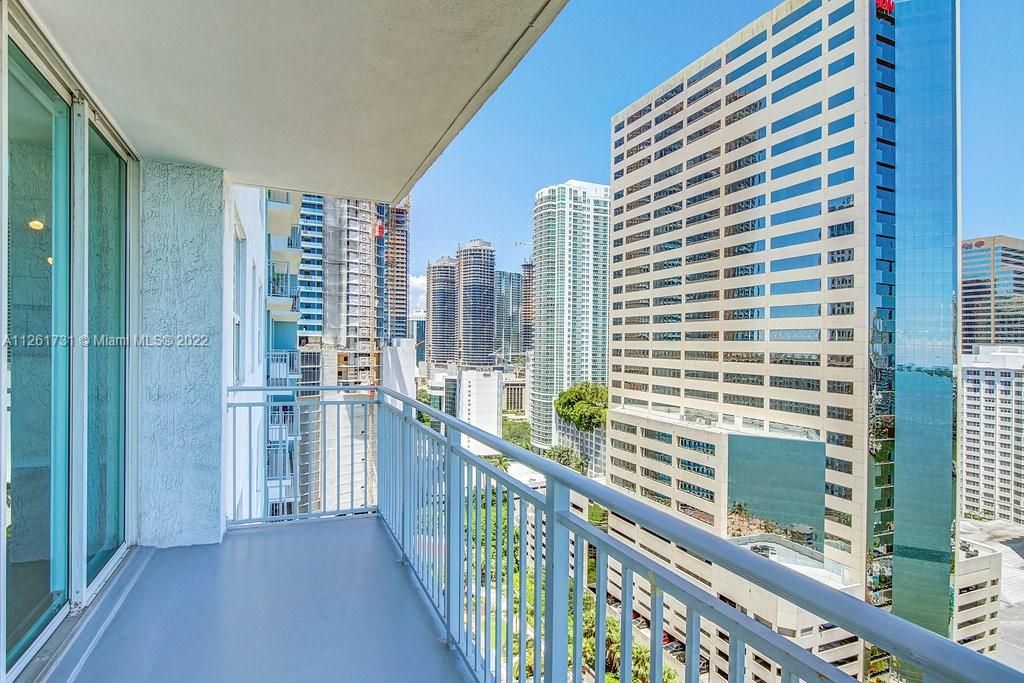 Недавно арендовано: $4,235 (2 спален, 2 ванн, 1393 Квадратных фут)