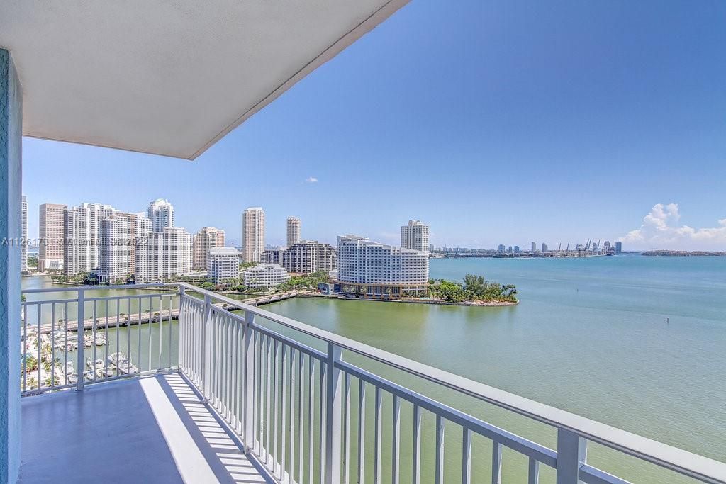 Недавно арендовано: $4,235 (2 спален, 2 ванн, 1393 Квадратных фут)