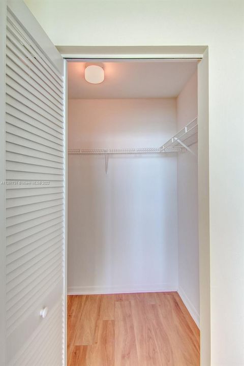 Недавно арендовано: $4,235 (2 спален, 2 ванн, 1393 Квадратных фут)