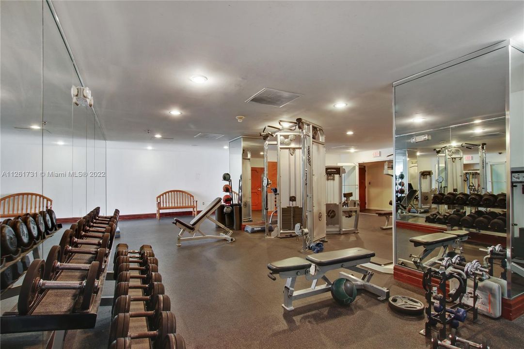 Недавно арендовано: $4,235 (2 спален, 2 ванн, 1393 Квадратных фут)