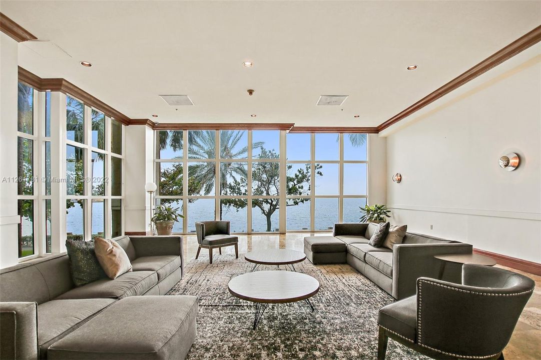 Недавно арендовано: $4,235 (2 спален, 2 ванн, 1393 Квадратных фут)