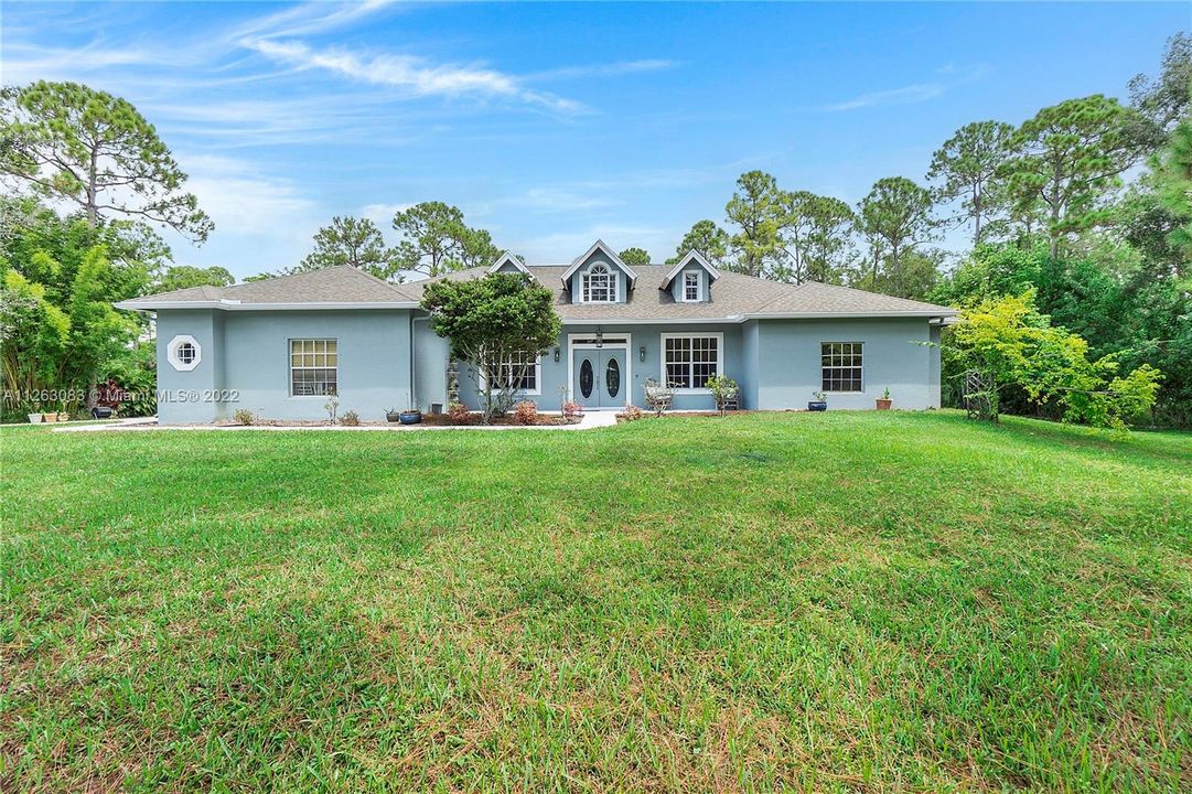 Recently Sold: $675,000 (5 beds, 3 baths, 2944 Square Feet)