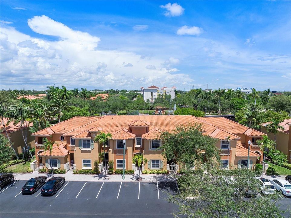 Vendido Recientemente: $425,000 (3 camas, 2 baños, 1616 Pies cuadrados)