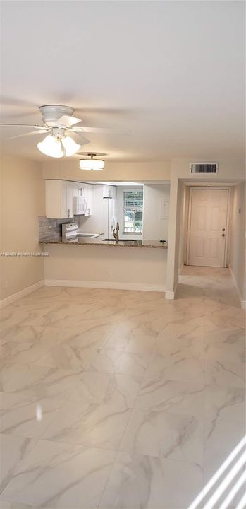 Recently Rented: $2,100 (2 beds, 2 baths, 1014 Square Feet)