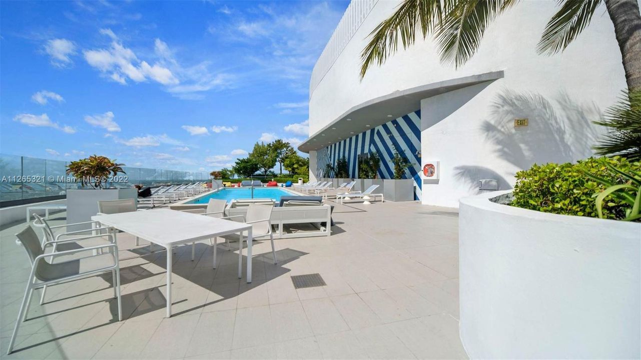 Rooftop Pool with panoramic views. Exclusive for Residents at Brickell Heights East