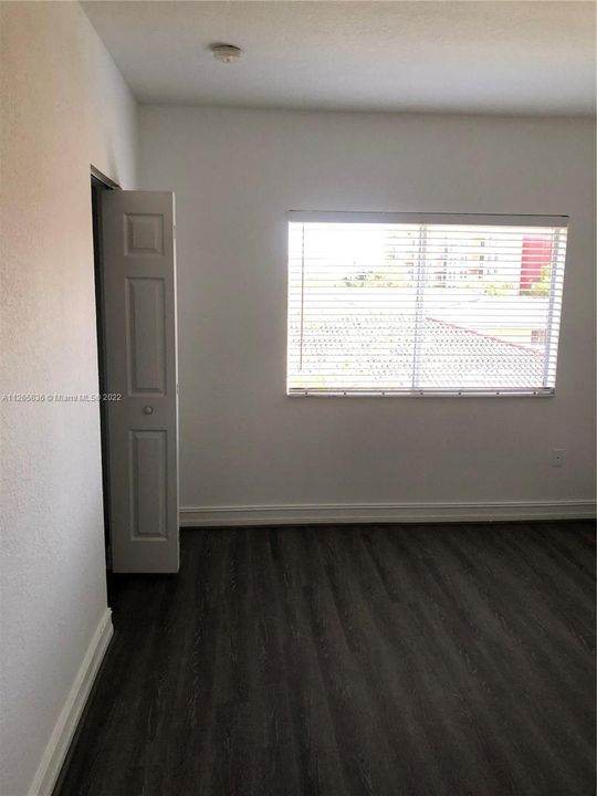 Recently Rented: $2,300 (2 beds, 2 baths, 940 Square Feet)