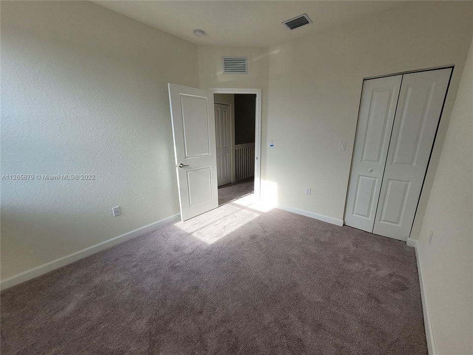 Recently Rented: $3,400 (3 beds, 2 baths, 0 Square Feet)