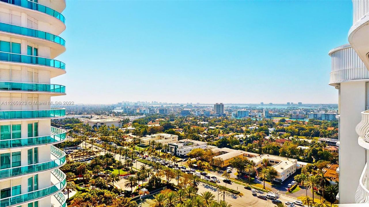 Recently Sold: $2,000,000 (3 beds, 3 baths, 3340 Square Feet)