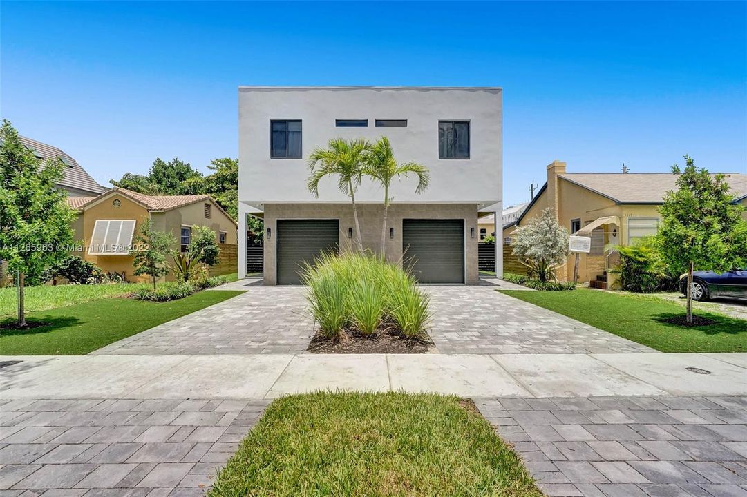 Recently Sold: $1,549,999 (3 beds, 3 baths, 0 Square Feet)