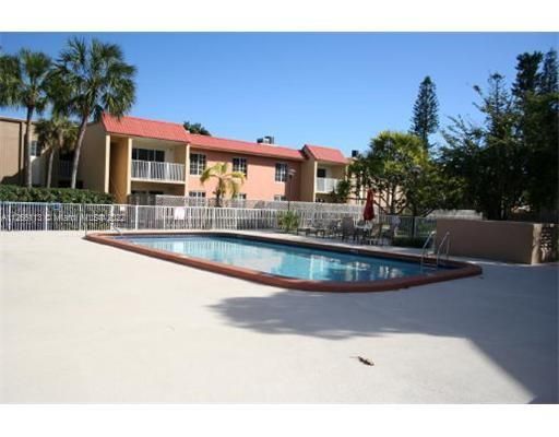 Recently Rented: $1,850 (1 beds, 1 baths, 810 Square Feet)