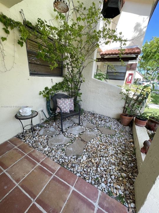 最近售出: $270,000 (3 贝兹, 2 浴室, 1264 平方英尺)