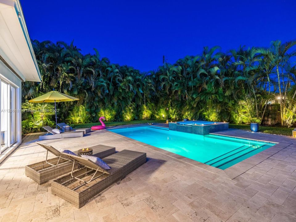 Vendido Recientemente: $1,150,000 (3 camas, 2 baños, 1813 Pies cuadrados)