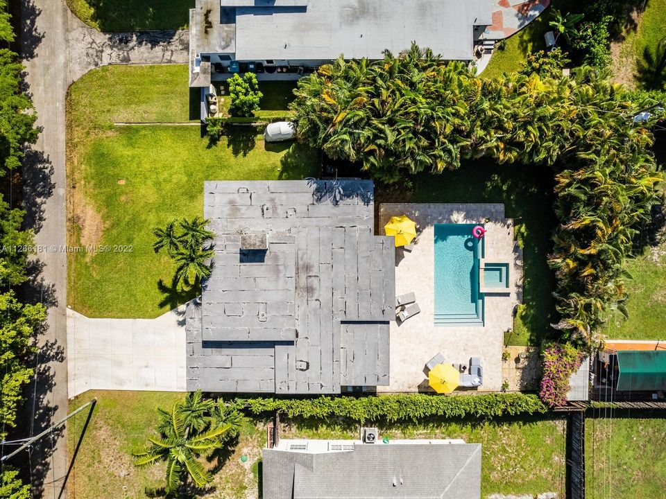 Vendido Recientemente: $1,150,000 (3 camas, 2 baños, 1813 Pies cuadrados)