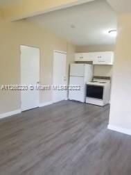 Recently Rented: $1,100 (3 beds, 1 baths, 0 Square Feet)