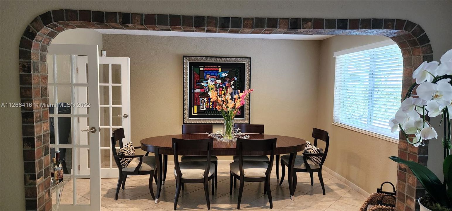 Formal Dinning Room