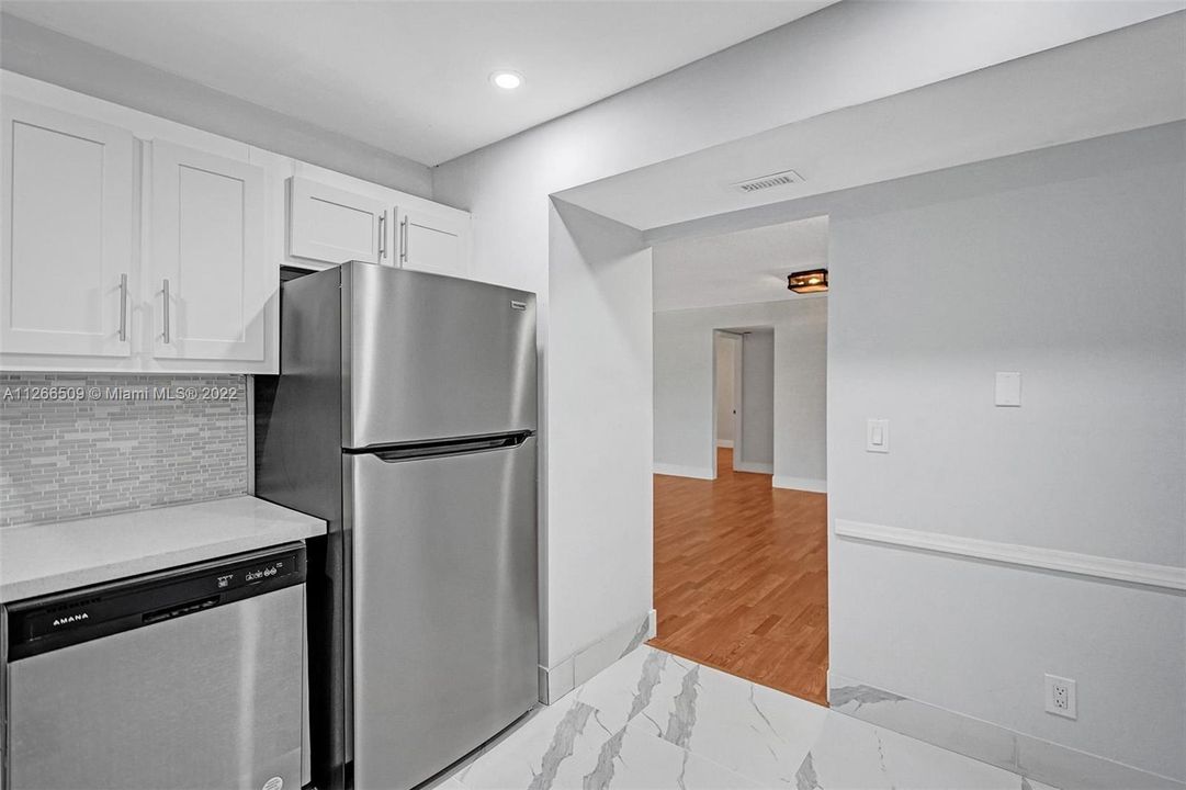 Recently Sold: $149,000 (2 beds, 2 baths, 1160 Square Feet)