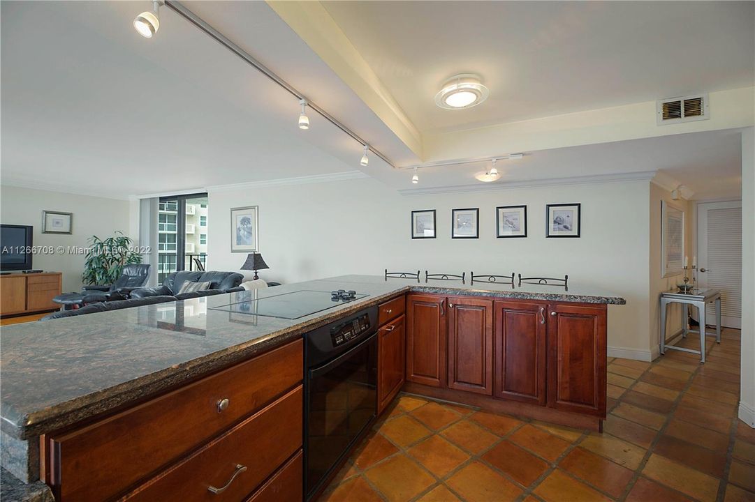 Recently Rented: $5,500 (2 beds, 2 baths, 1520 Square Feet)