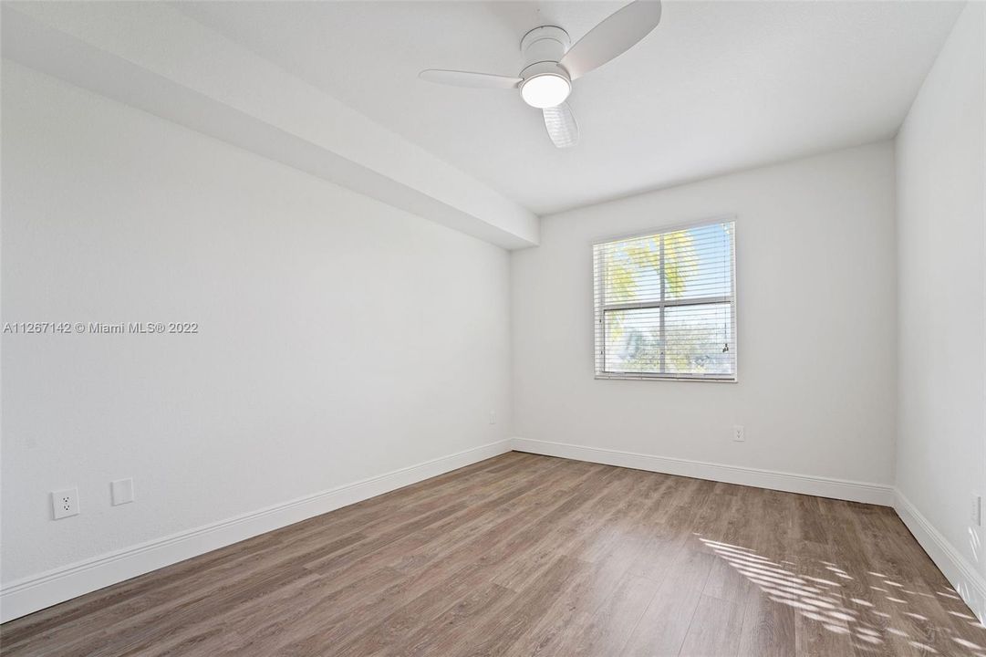 最近租的: $3,096 (2 贝兹, 2 浴室, 1470 平方英尺)