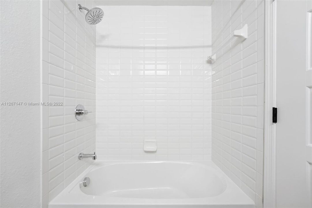 最近租的: $3,121 (2 贝兹, 2 浴室, 1470 平方英尺)