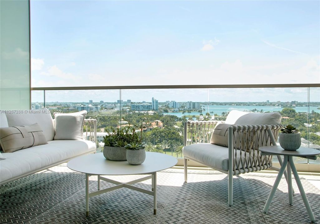 Recently Sold: $2,495,000 (1 beds, 1 baths, 1267 Square Feet)