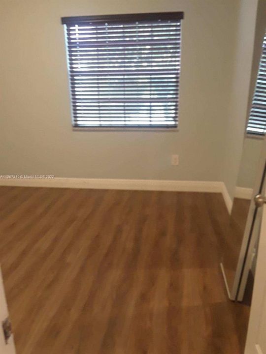 Recently Rented: $2,500 (2 beds, 2 baths, 1077 Square Feet)