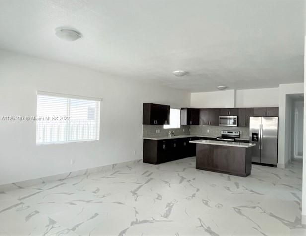 Recently Rented: $2,700 (3 beds, 3 baths, 0 Square Feet)