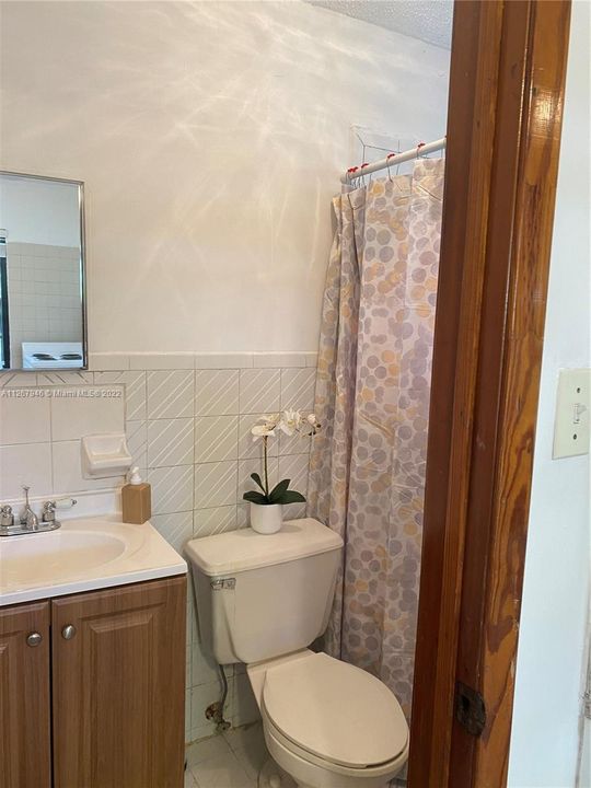 Недавно арендовано: $1,200 (1 спален, 1 ванн, 0 Квадратных фут)