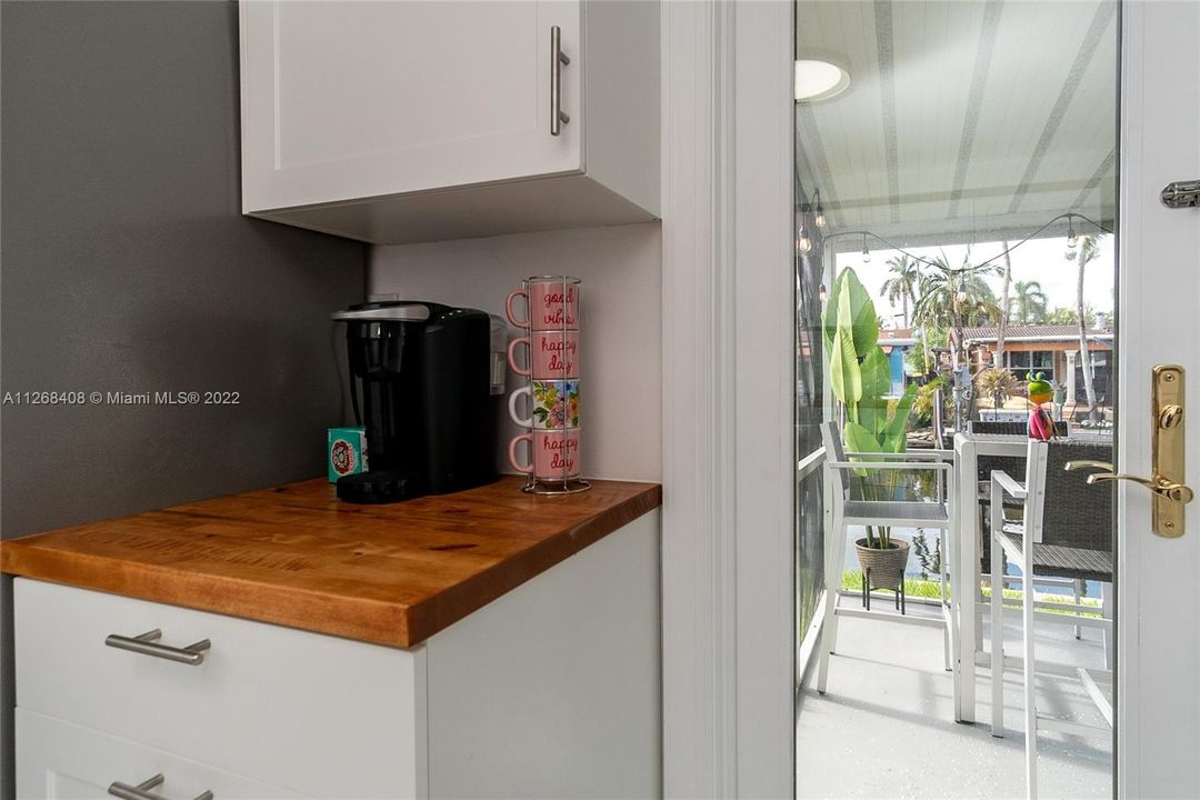 Recently Sold: $825,000 (0 beds, 0 baths, 1684 Square Feet)